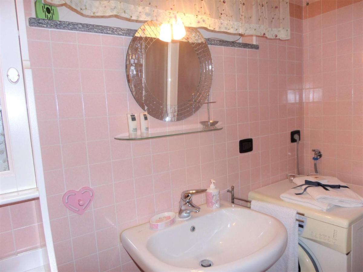 Nido Di Mariangela See-Ferienwohnung Bellano Eksteriør billede